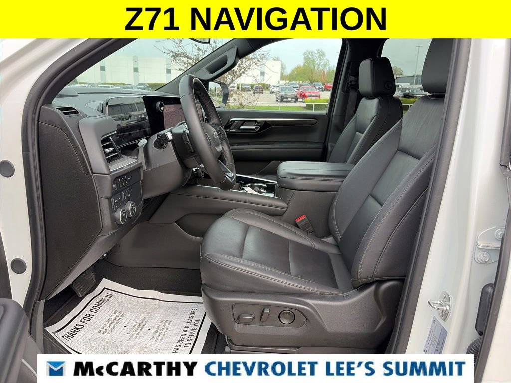 Used 2025 Chevrolet Suburban Z71 AWD/4WD image 55