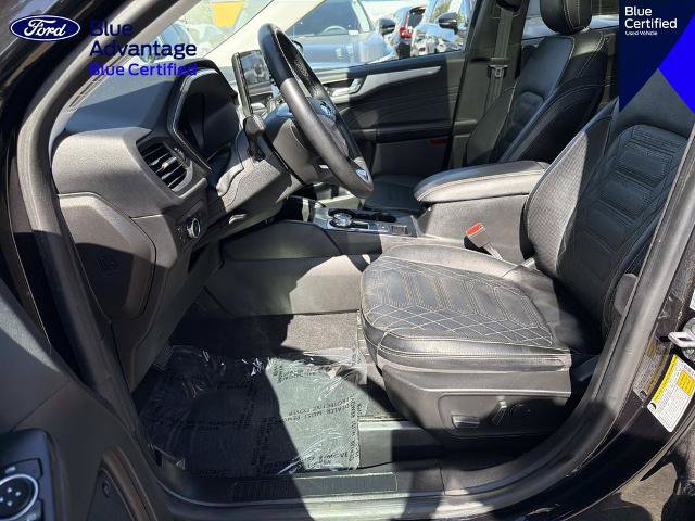 Certified 2023 Ford Escape Platinum w/ Premium Technology Package AWD/4WD image 17