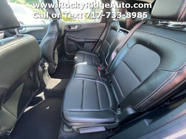 Used 2022 Ford Escape SEL w/ Class II Trailer Tow Package image 12