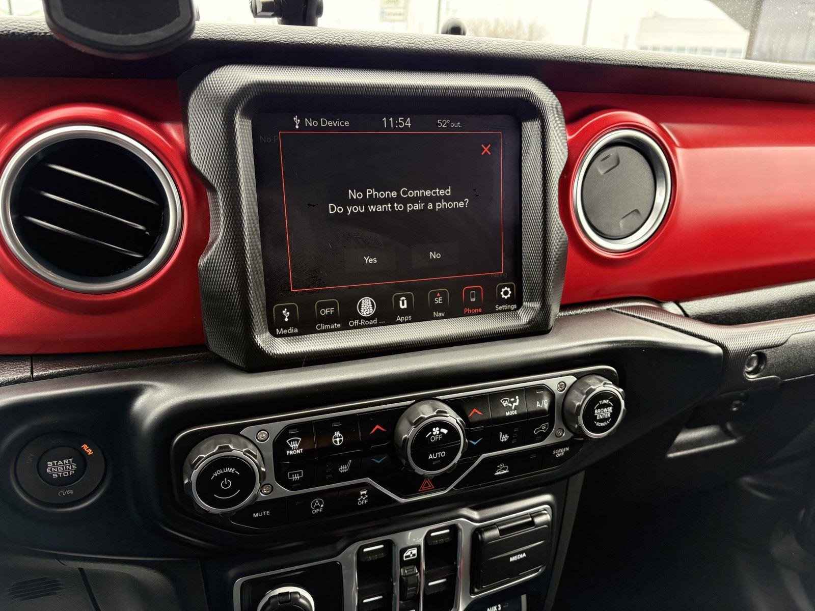 Used 2023 Jeep Gladiator Rubicon w/ LED Lighting Group AWD/4WD image 21