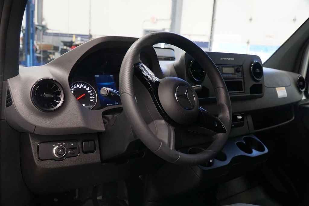New 2025 Mercedes-Benz Sprinter 2500 image 13