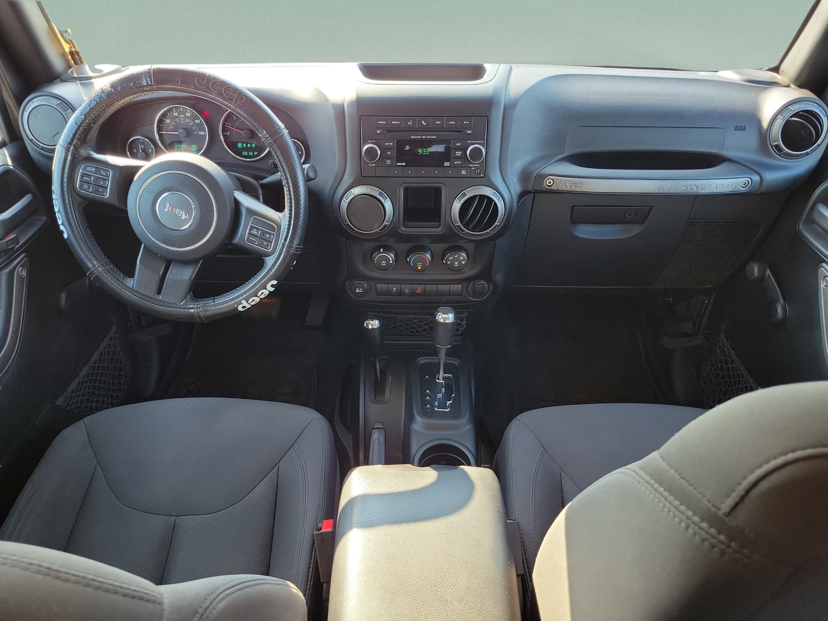 Used 2018 Jeep Wrangler Sport AWD/4WD image 12