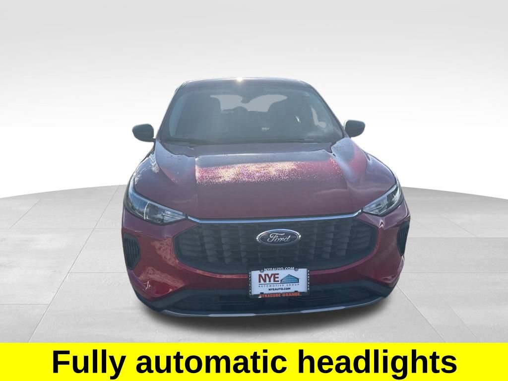 Used 2025 Ford Escape Active w/ Cold Weather Package image 10