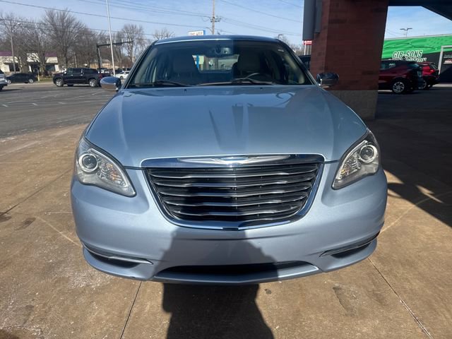 Used 2013 Chrysler 200 Limited image 12