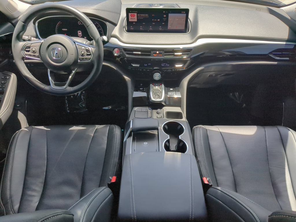 Used 2024 Acura MDX w/ Technology Package FWD image 12