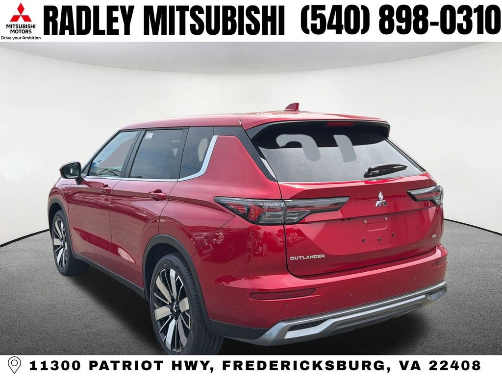 New 2026 Mitsubishi Outlander AWD image 3