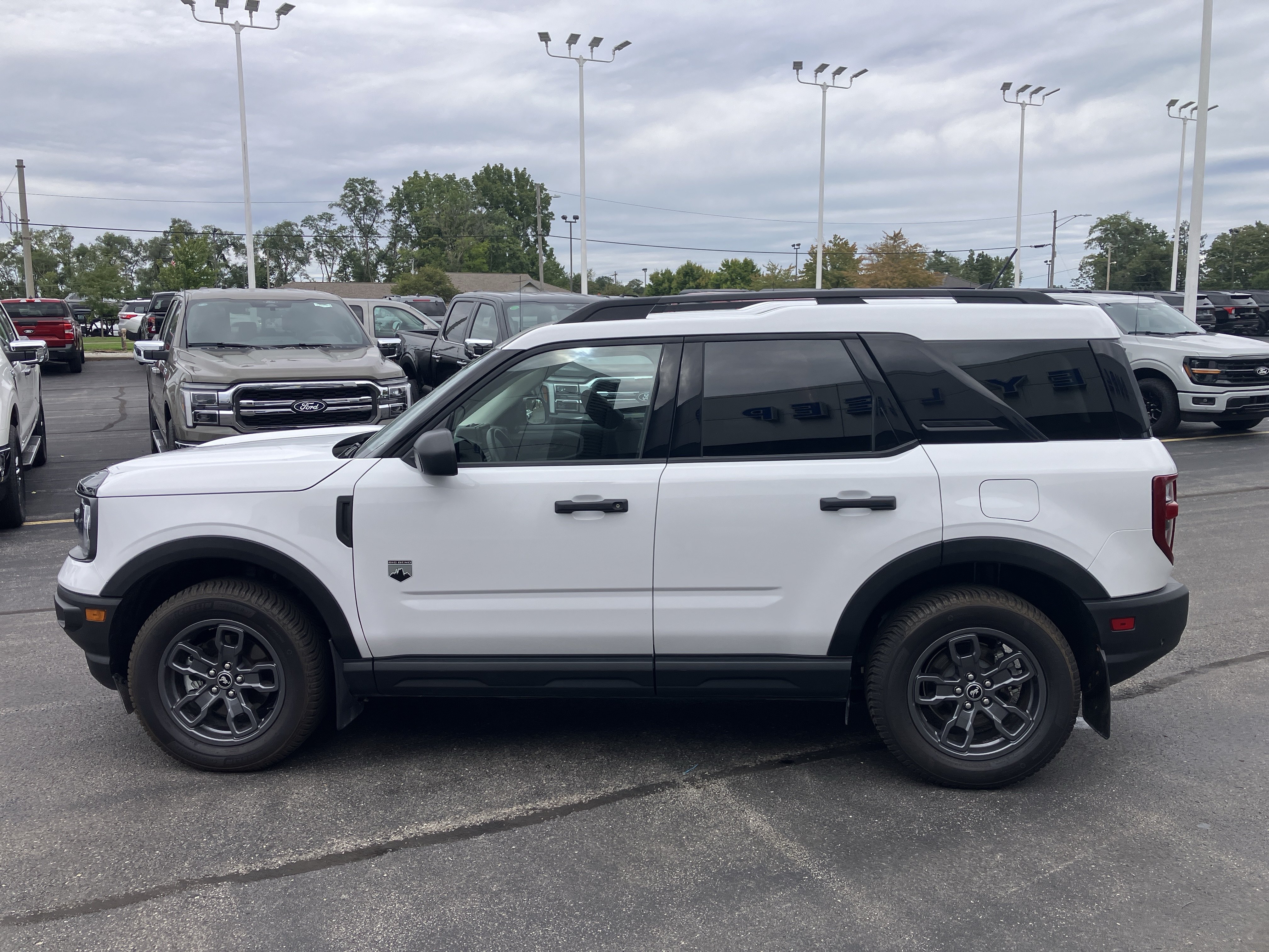 Used 2024 Ford Bronco Sport Big Bend w/ Convenience Package AWD/4WD image 4