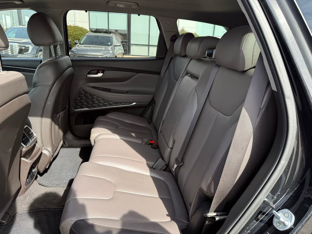 Used 2020 Hyundai Santa Fe Limited image 18