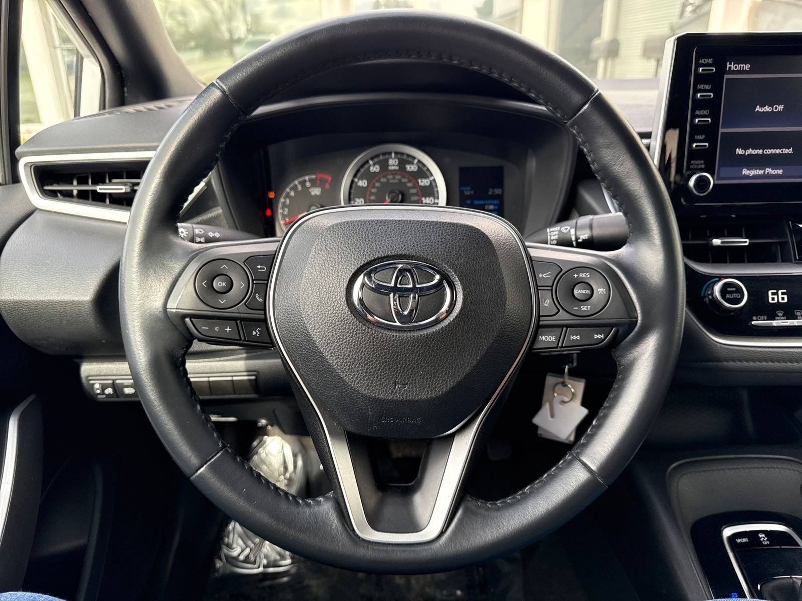 Used 2020 Toyota Corolla SE w/ Carpet Mat Package (TMS) image 14