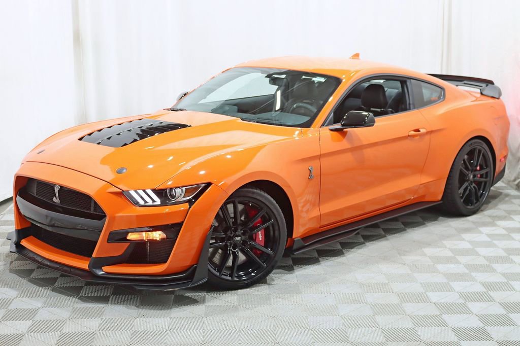 Used 2020 Ford Mustang Shelby GT500 w/ Technology Package RWD image 7