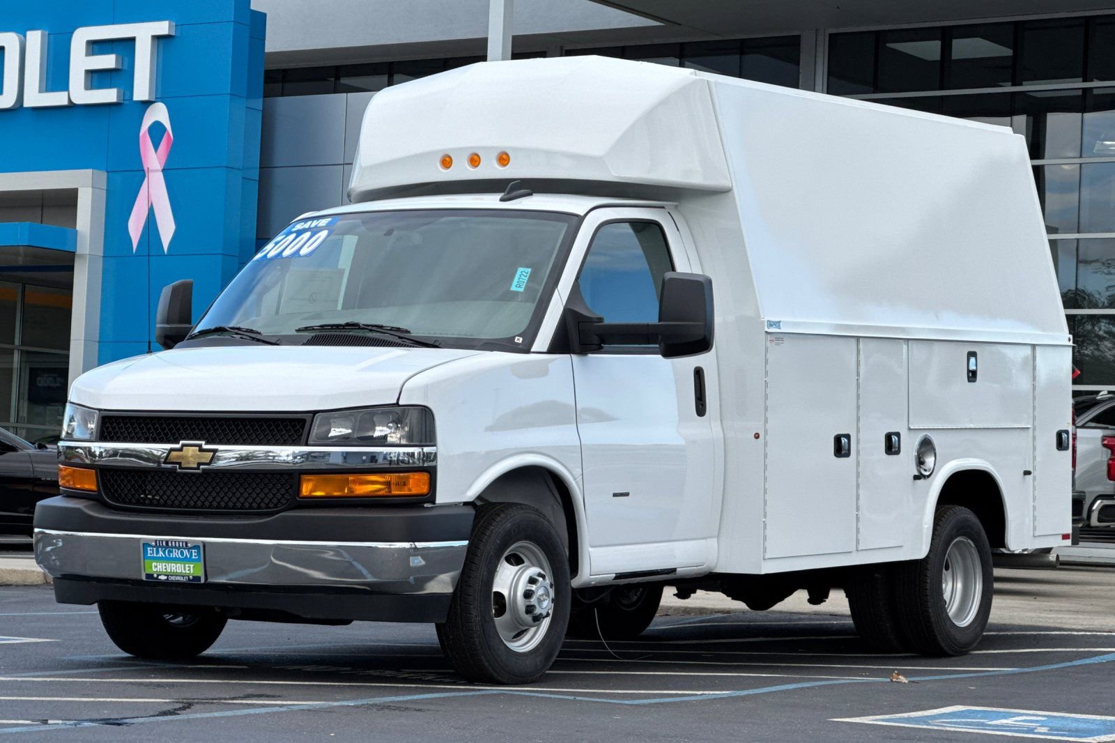 New 2024 Chevrolet Express 3500 w/ Power Convenience Package image 7