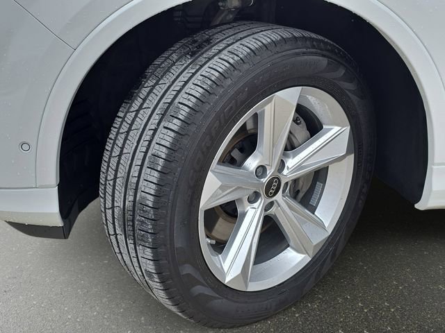 Used 2025 Audi Q7 3.0T Premium w/ Convenience Package image 37