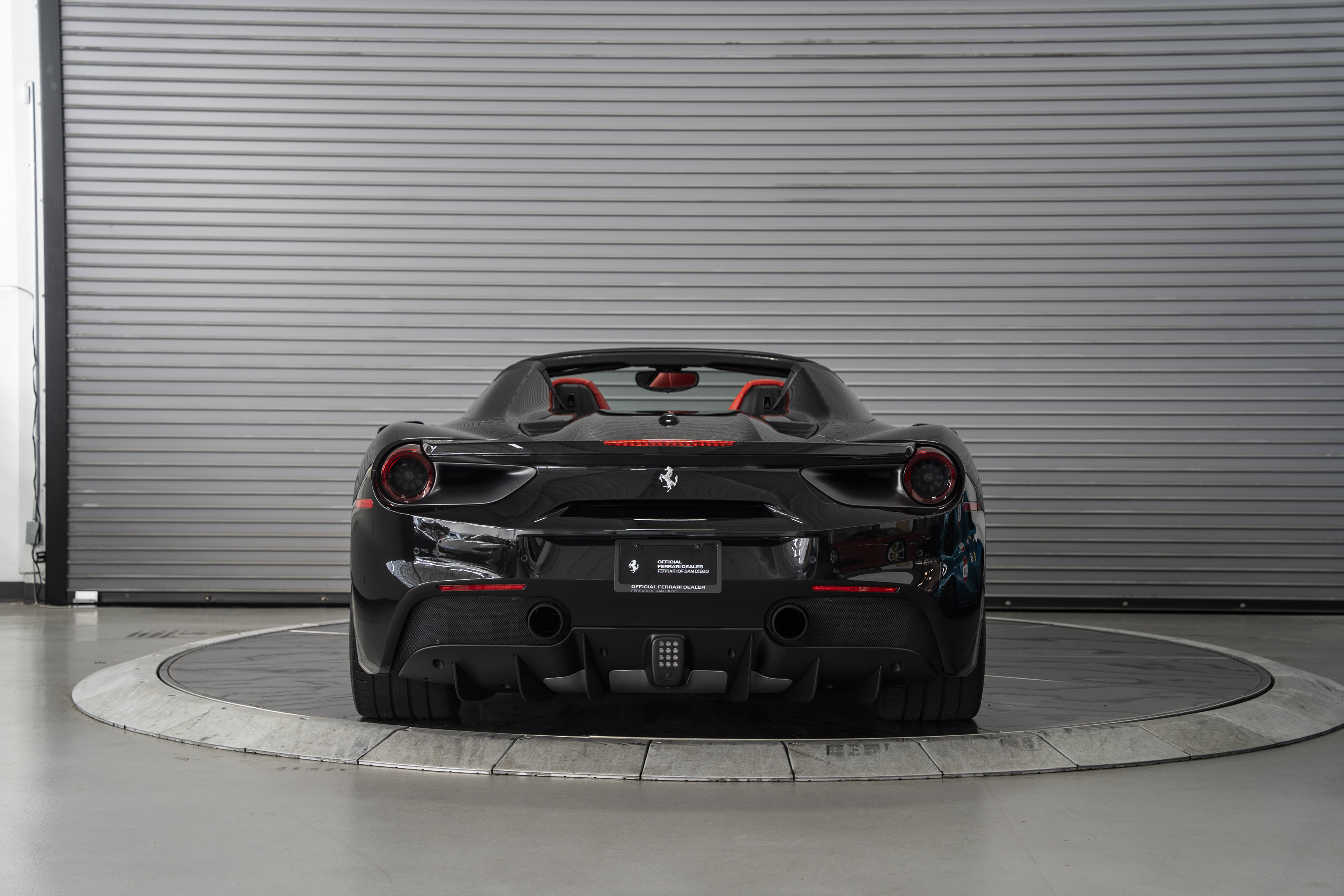Used 2016 Ferrari 488 Spider RWD image 4