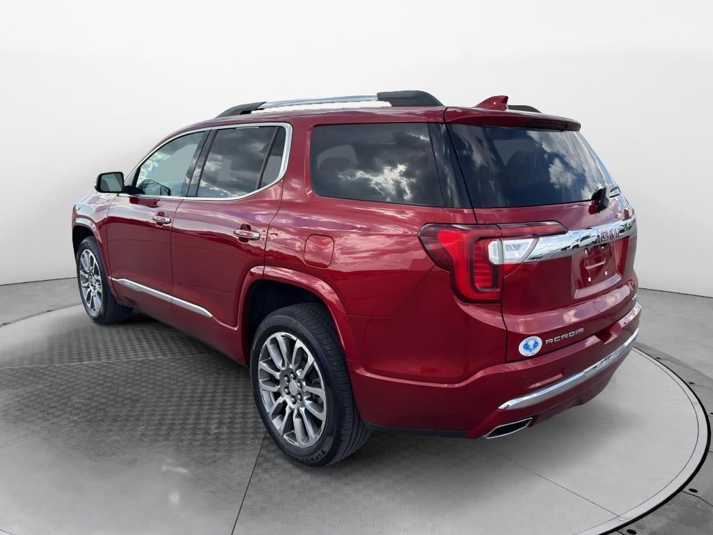 Used 2023 GMC Acadia Denali w/ Trailering Package AWD/4WD image 3