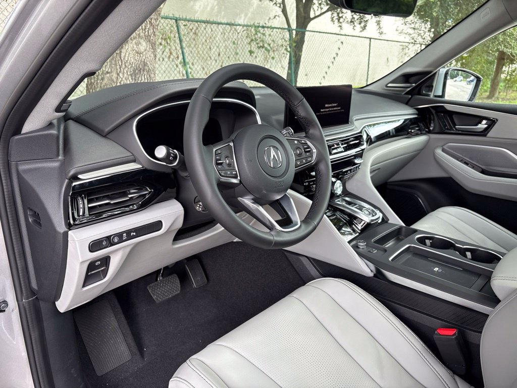 New 2026 Acura MDX w/ Technology Package FWD image 16