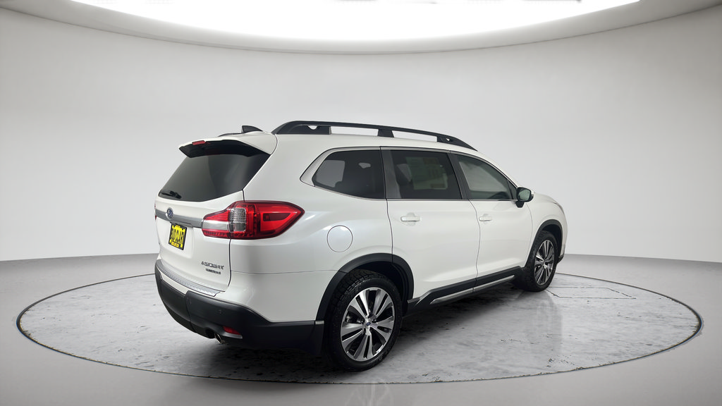 Used 2022 Subaru Ascent Limited w/ Technology Package AWD/4WD image 4