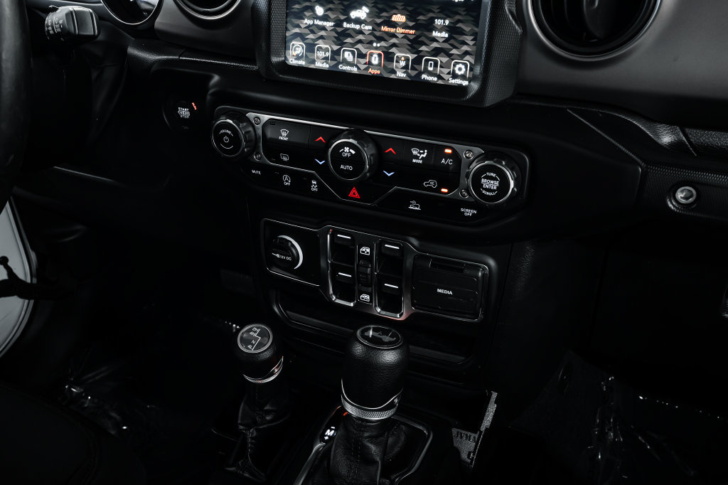 Used 2022 Jeep Wrangler Unlimited Sport AWD/4WD image 24
