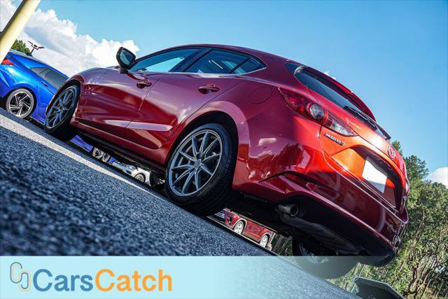 Used 2018 MAZDA MAZDA3 Touring FWD image 5