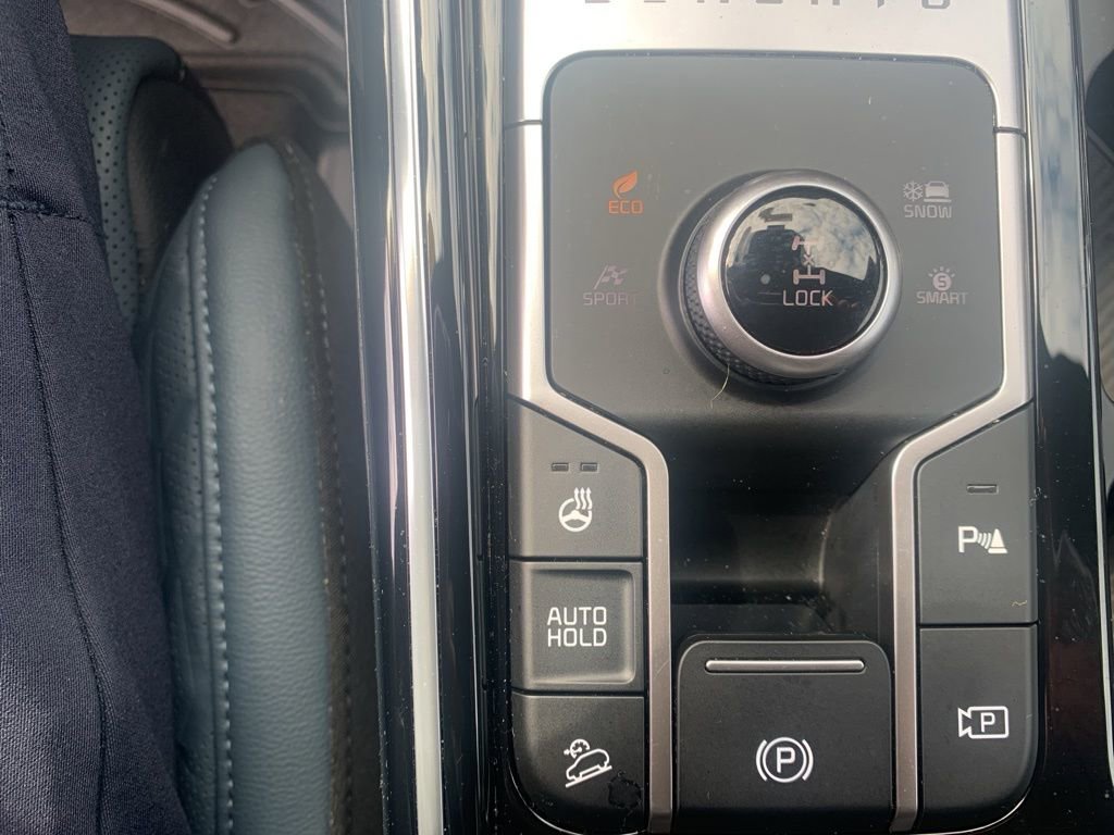 Used 2025 Kia Sorento SX Prestige AWD/4WD image 30
