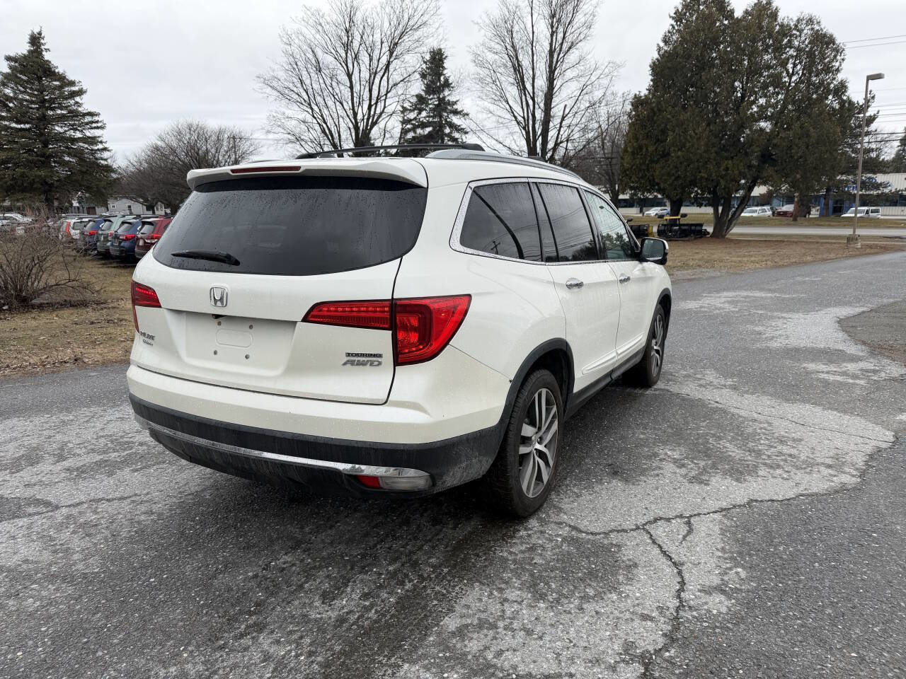 Used 2016 Honda Pilot Touring image 5