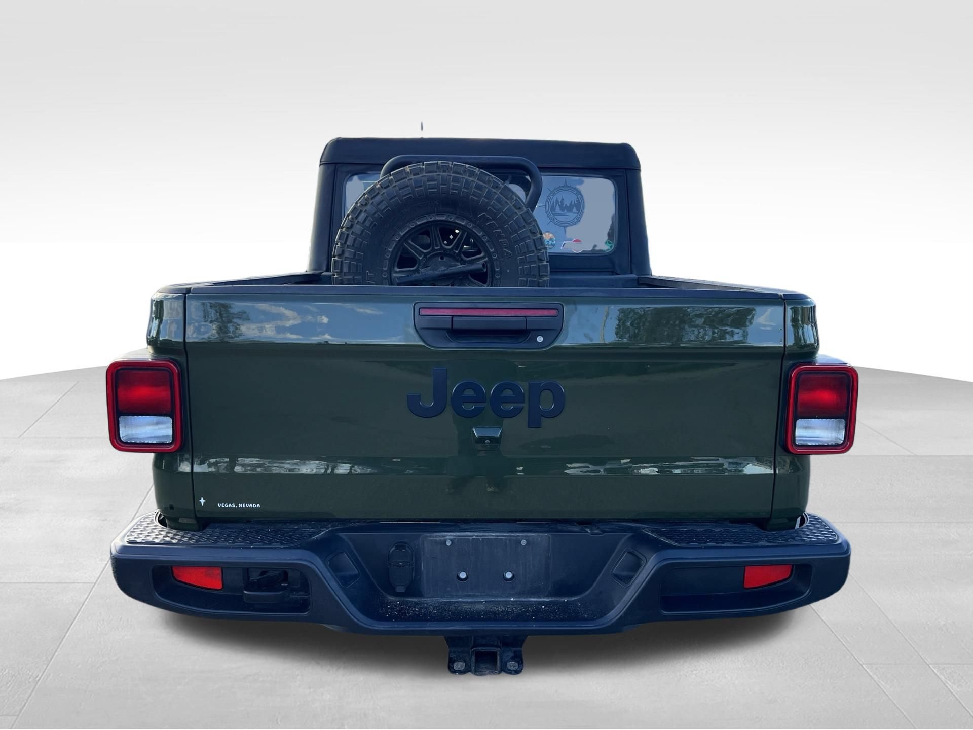 Used 2022 Jeep Gladiator Sport w/ Trailer Tow Package AWD/4WD image 6