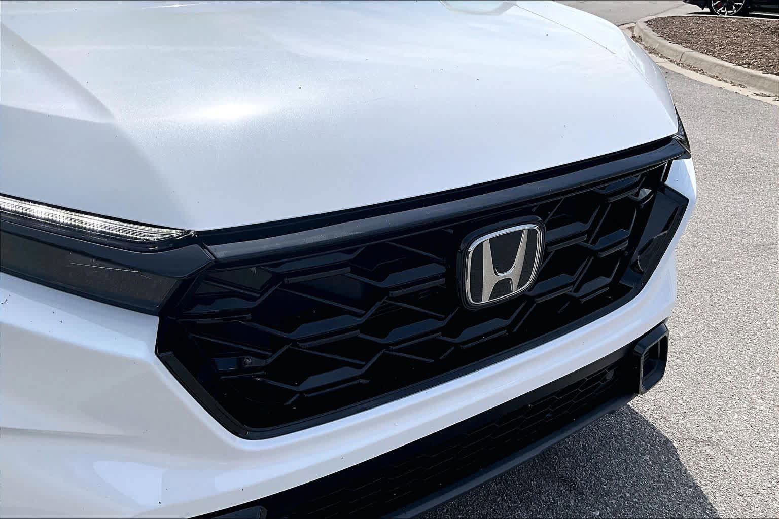 Used 2025 Honda CR-V Sport-L image 33