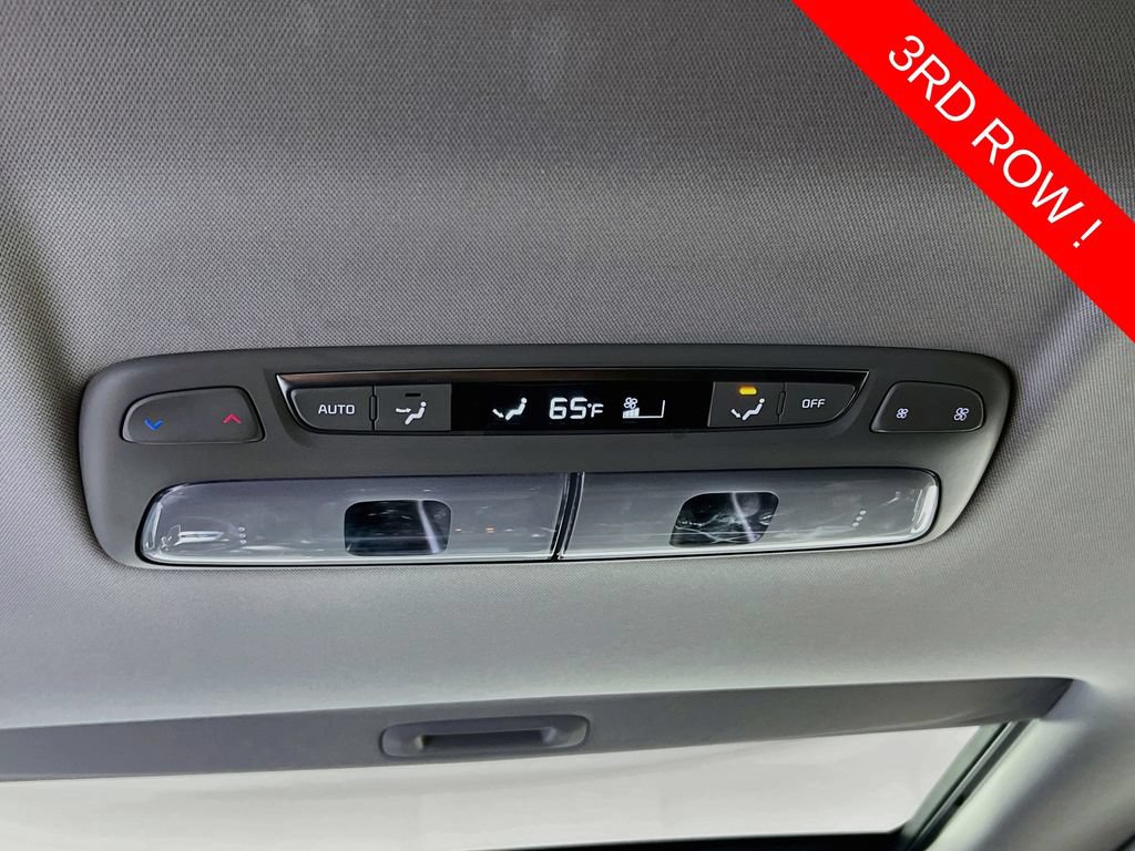 Used 2020 Kia Telluride SX w/ Towing Package FWD image 28