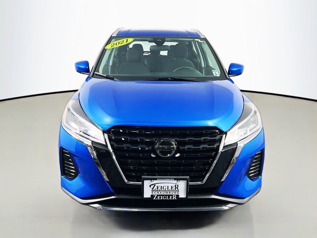 Used 2021 Nissan Kicks SV image 2