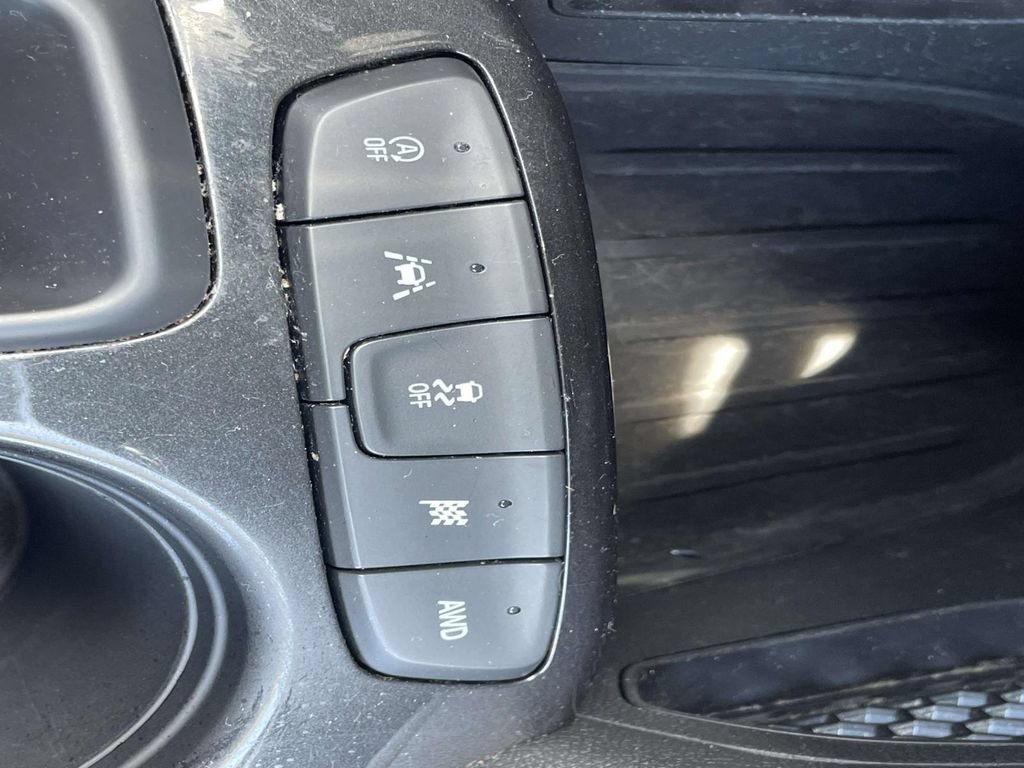 Used 2023 Chevrolet TrailBlazer LT AWD/4WD image 23