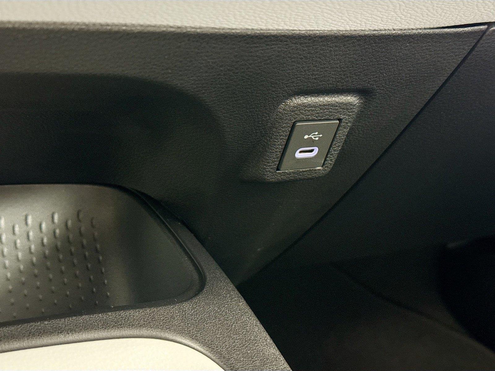 New 2026 Toyota Corolla SE FWD image 28