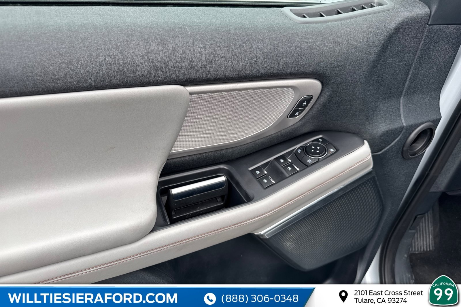 Used 2025 Ford Expedition Max Active image 13