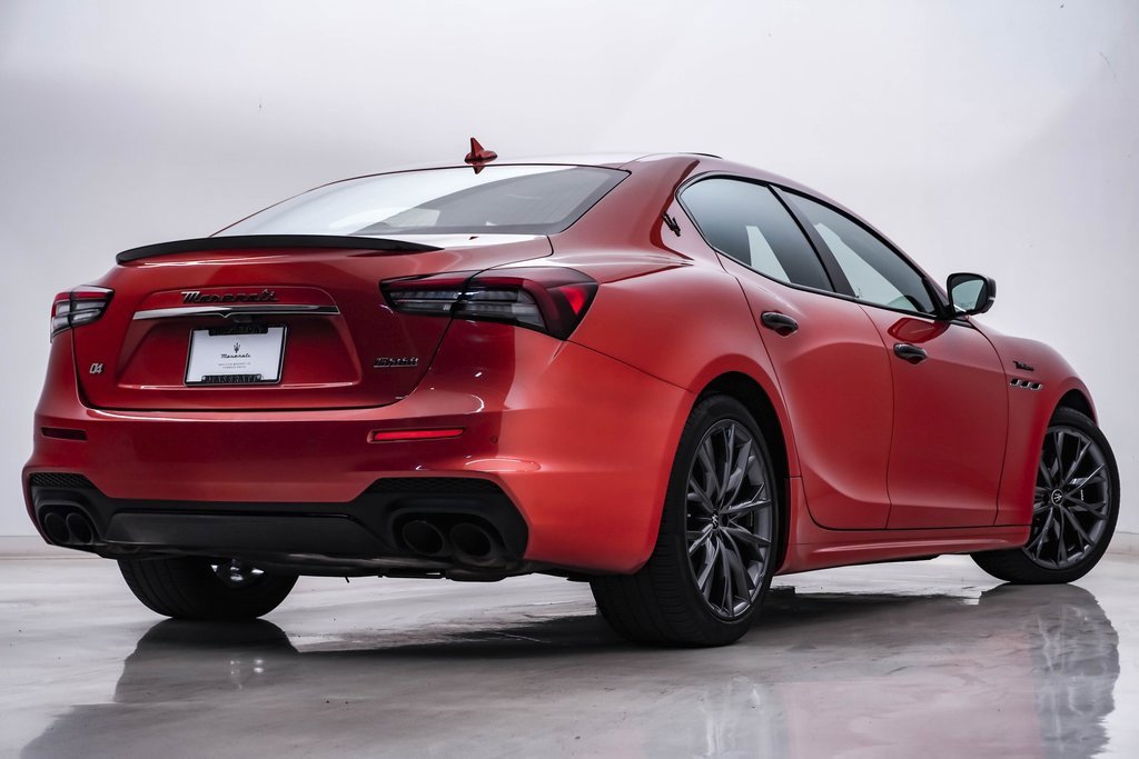 Certified 2022 Maserati Ghibli Modena Q4 image 9