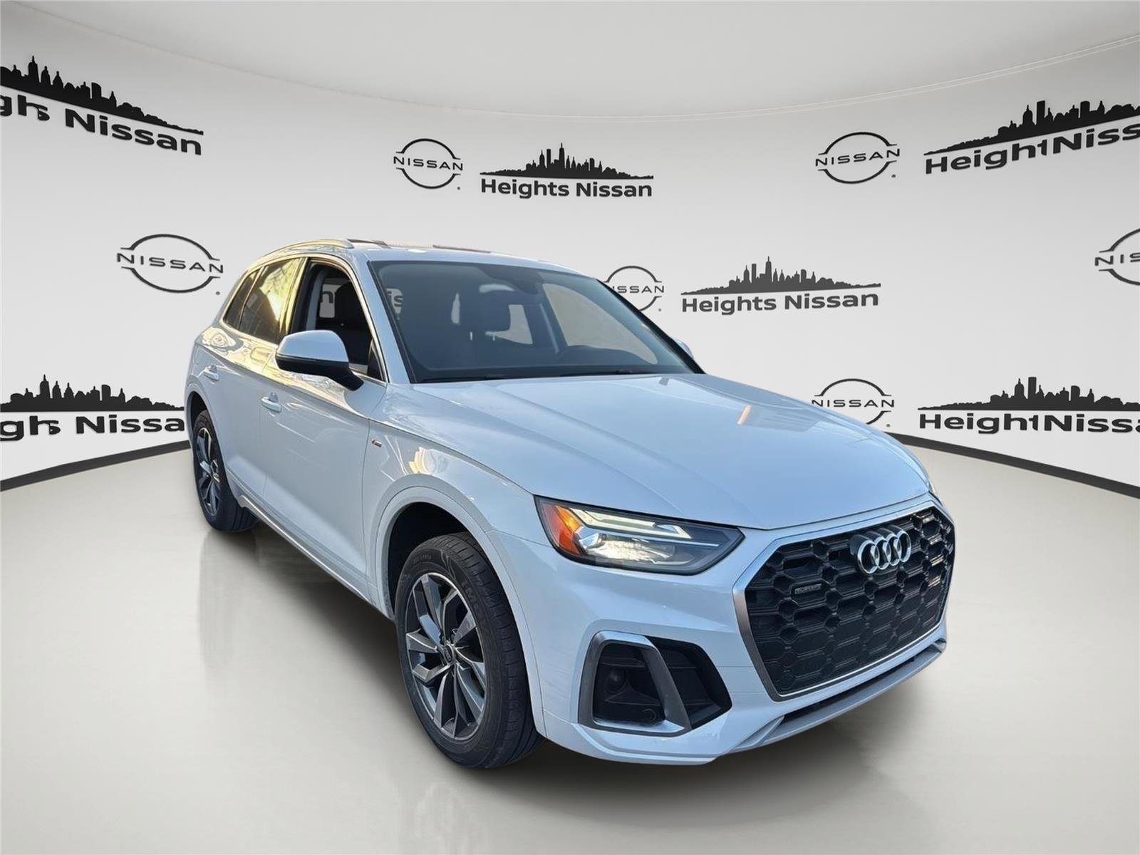 Used 2024 Audi Q5 2.0T Premium Plus image 1