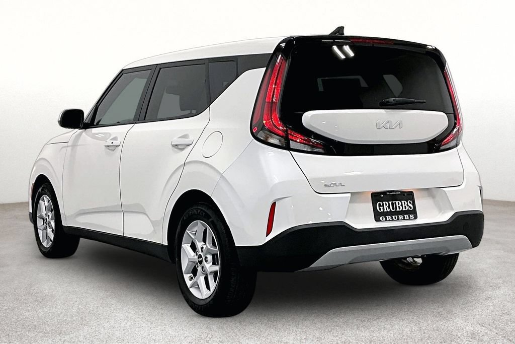 Used 2023 Kia Soul S FWD image 15