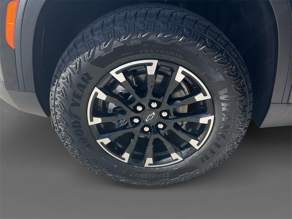 New 2026 Chevrolet Traverse Z71 w/ Driver Confidence Package image 14