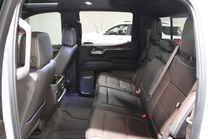 Used 2023 GMC Sierra 1500 Denali w/ Denali Reserve Package AWD/4WD image 23