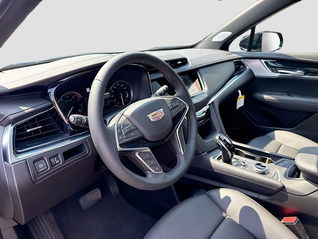 New 2025 Cadillac XT5 Premium Luxury image 9
