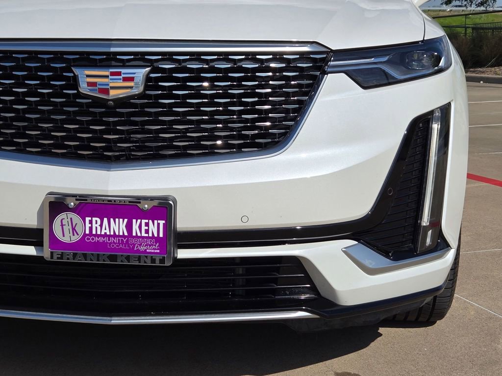 Used 2022 Cadillac XT6 Premium Luxury w/ Technology Package image 6