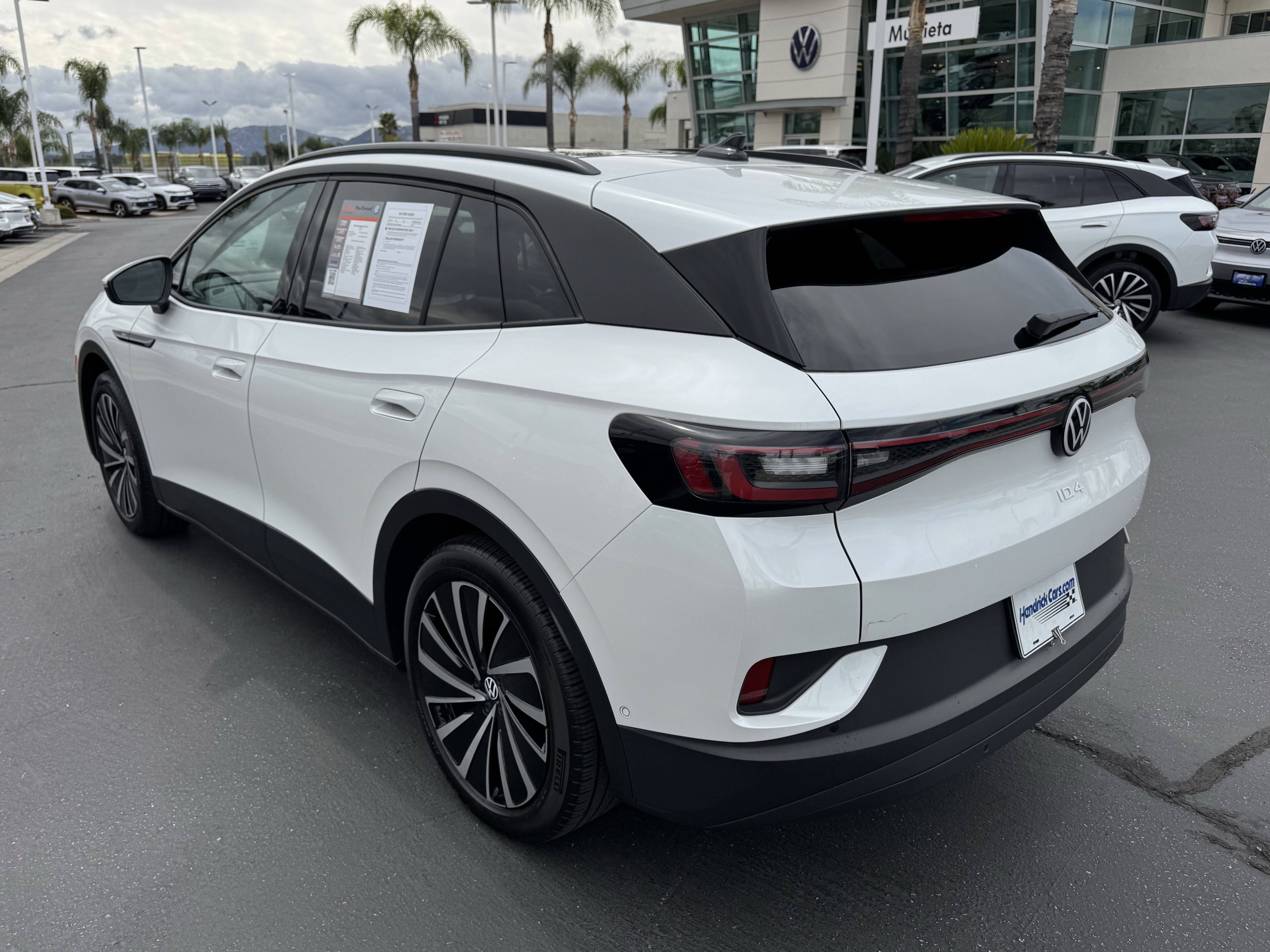 Used 2024 Volkswagen ID.4 S image 8