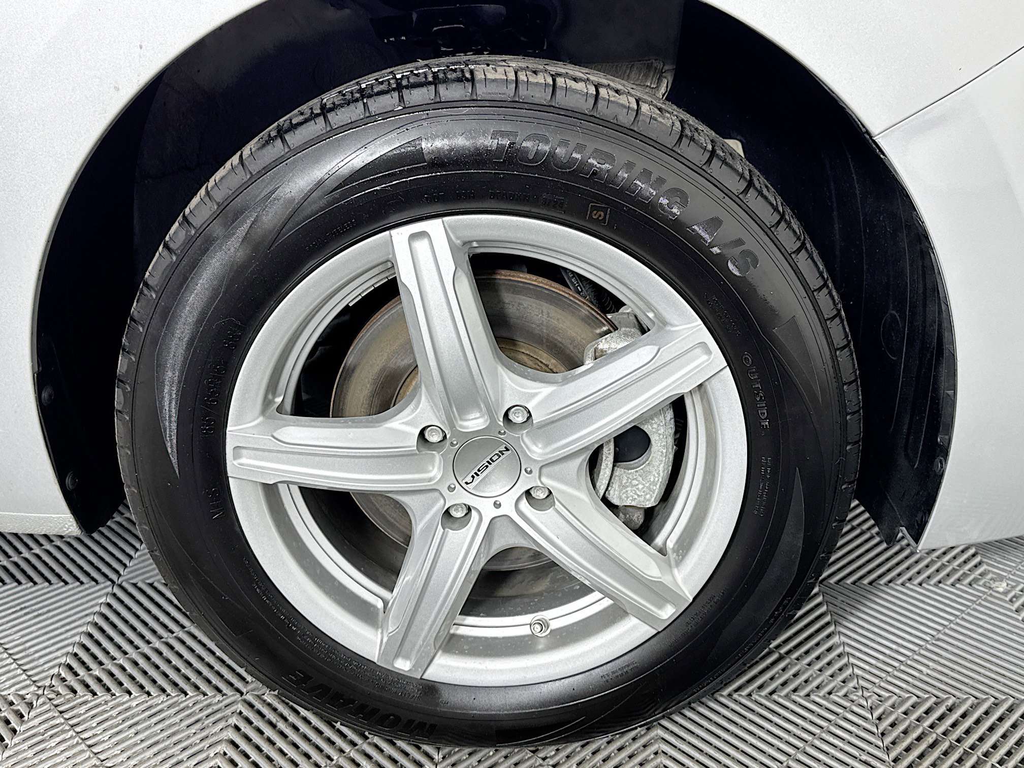 Used 2021 Hyundai Accent Limited image 31