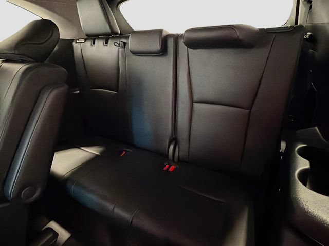 Certified 2025 Toyota Highlander XLE FWD image 22