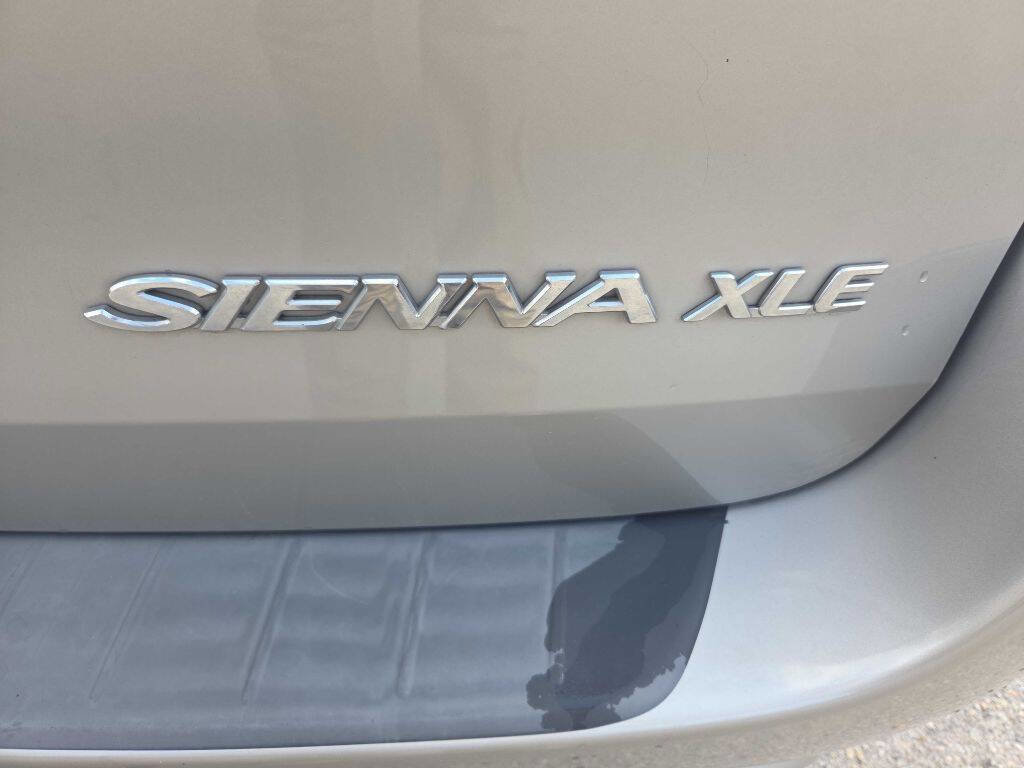 Used 2007 Toyota Sienna XLE image 15