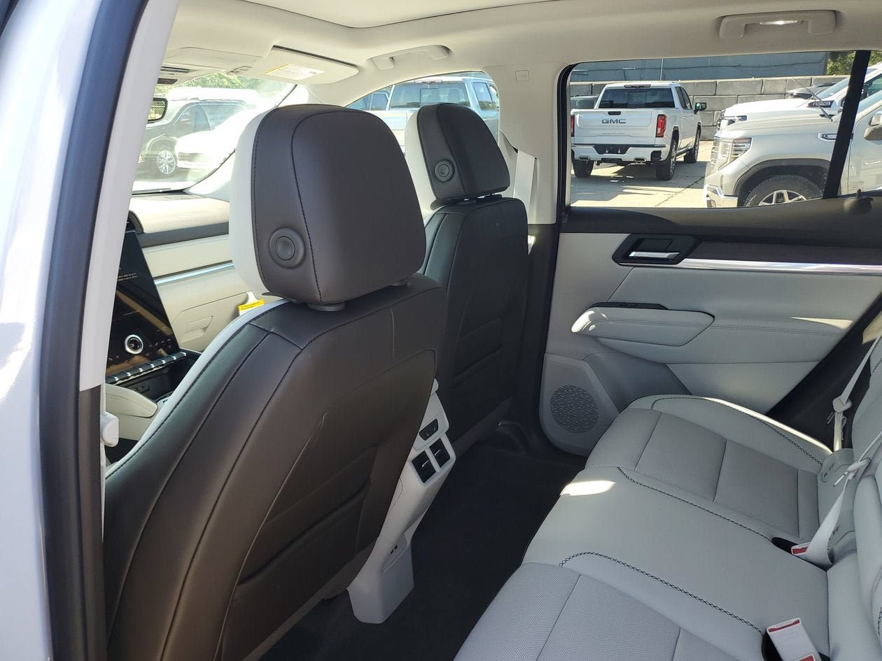 New 2026 GMC Terrain Denali AWD/4WD image 10