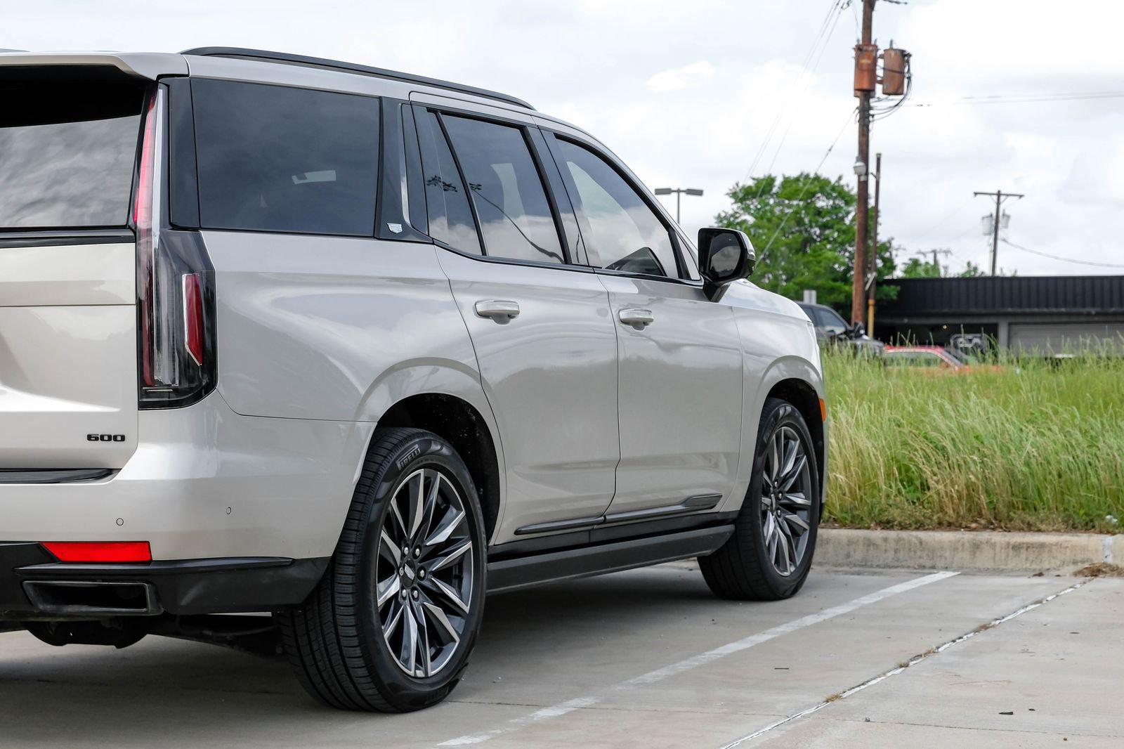 Used 2021 Cadillac Escalade Sport Platinum AWD/4WD image 11