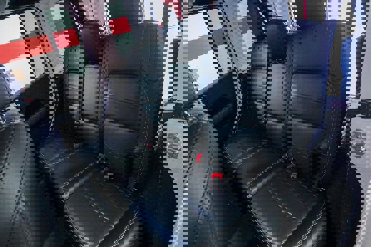 Used 2021 Jeep Wrangler Unlimited Sahara image 14