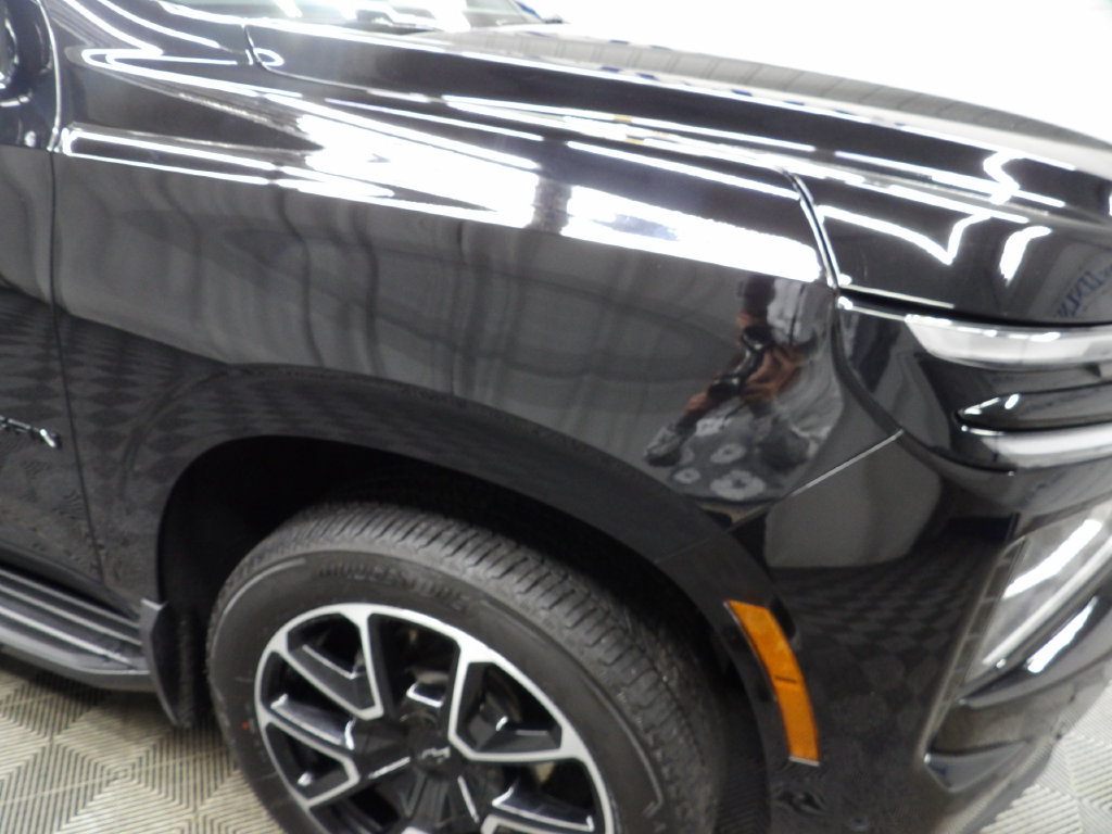 Used 2026 Chevrolet Suburban RST w/ Comfort Package AWD/4WD image 39
