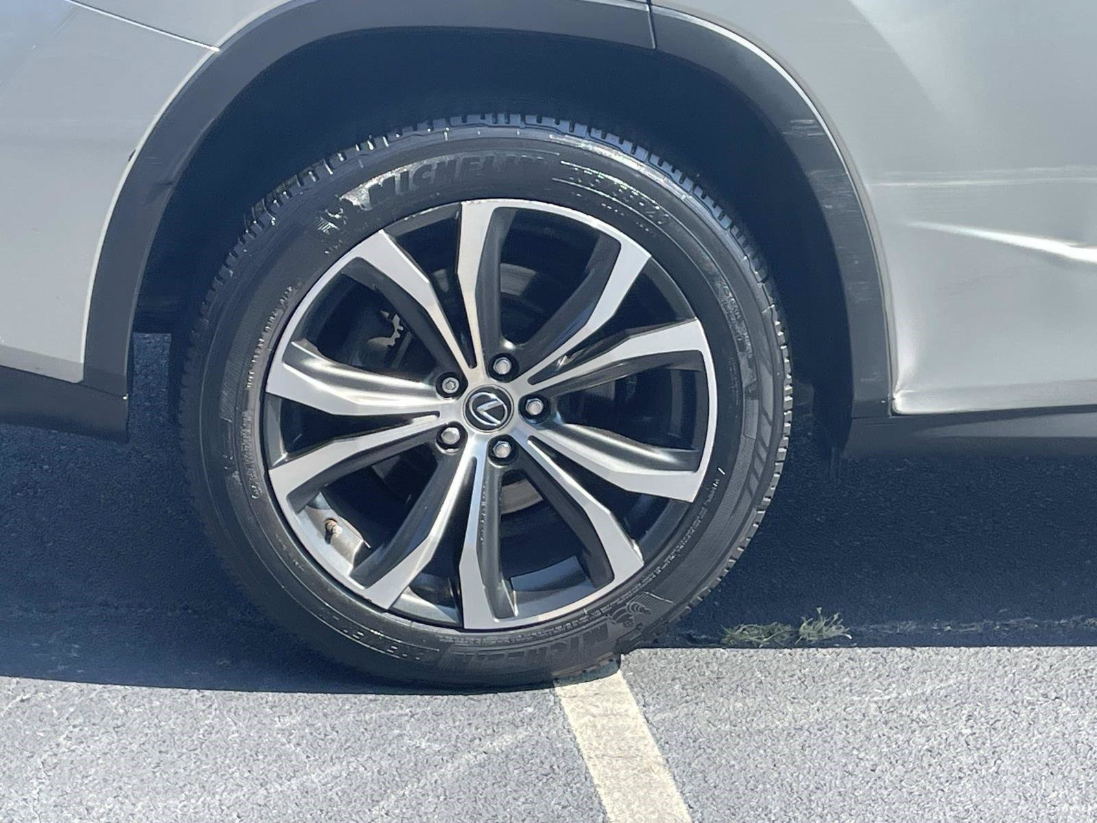 Used 2019 Lexus RX 350L FWD image 7