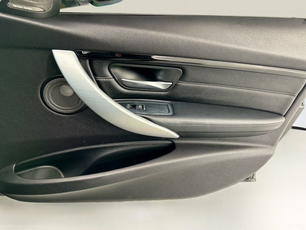 Used 2017 BMW 340i Sedan RWD image 24