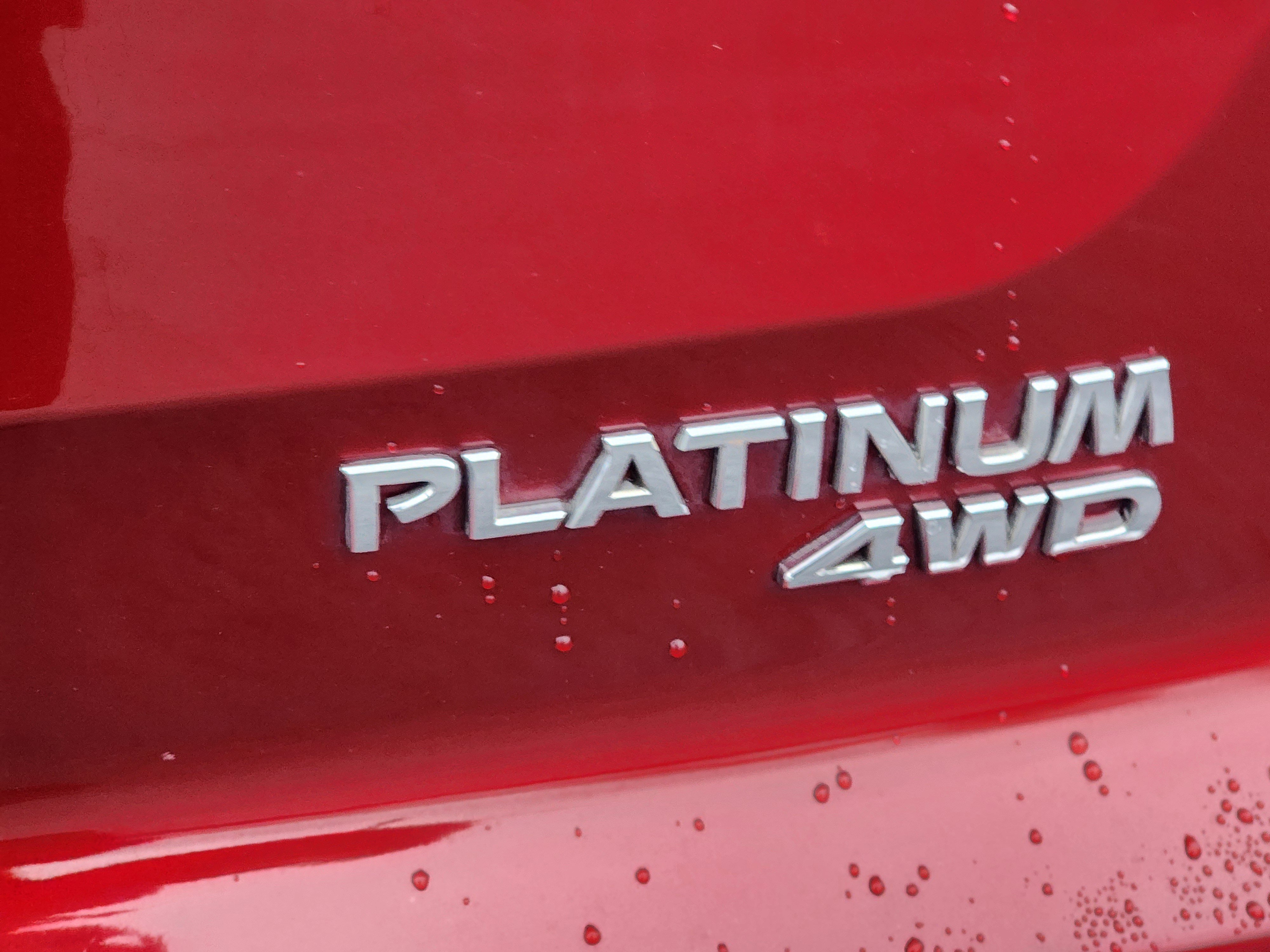 Used 2022 Nissan Pathfinder Platinum w/ Cargo Package image 10