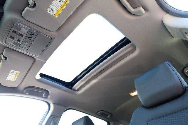Used 2020 Honda CR-V EX-L image 10